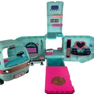 L.O.L. Surprise! Glamper - Teal and Pink